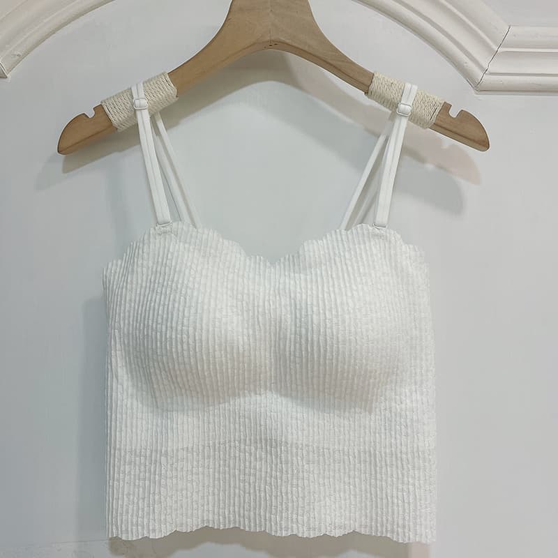 華やか刺繍レースブラトップ