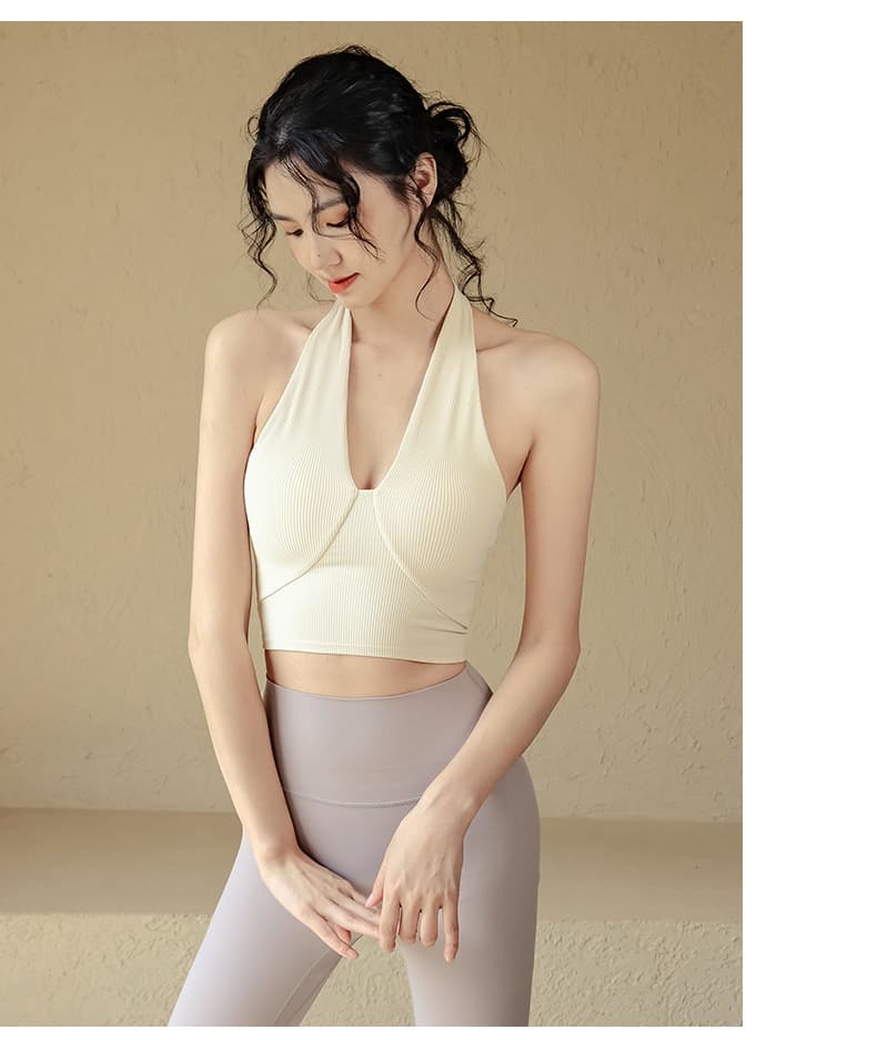 ブラトップ 優美なリブホルターネックブラトップ