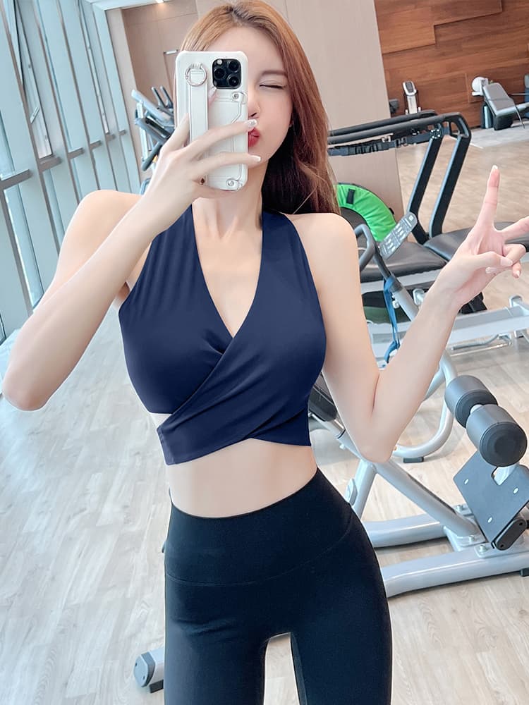 ブラトップ 胸元美人 ホルターネックトップ