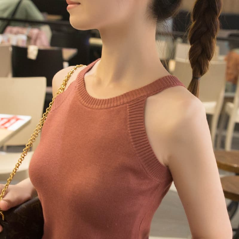 ブラトップ すっきり丸首 ノースリーブニットトップス