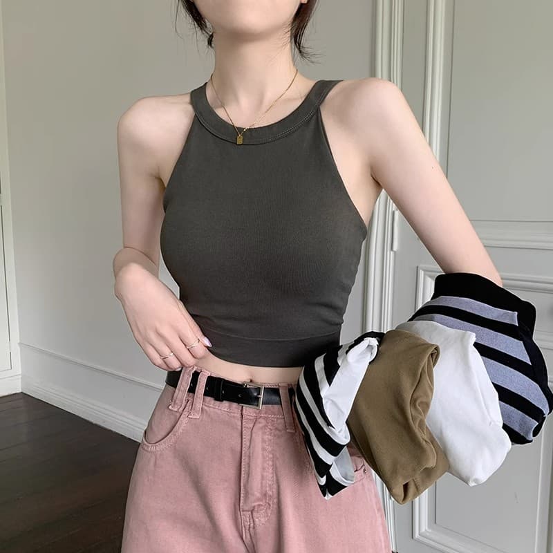 すっきりシルエット ホルターネックブラトップ