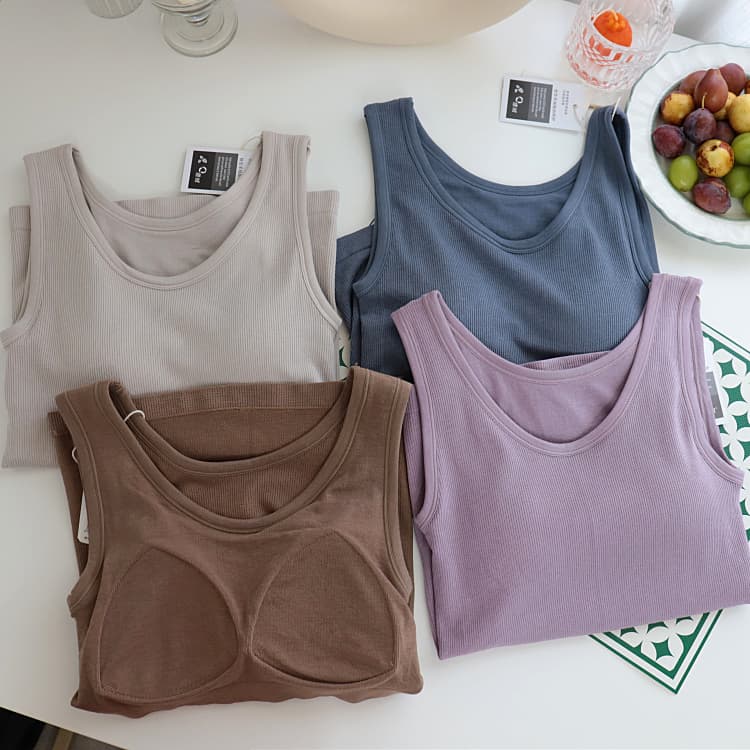 ブラトップ なめらか肌触りリブ編みブラ付きタンクトップ
