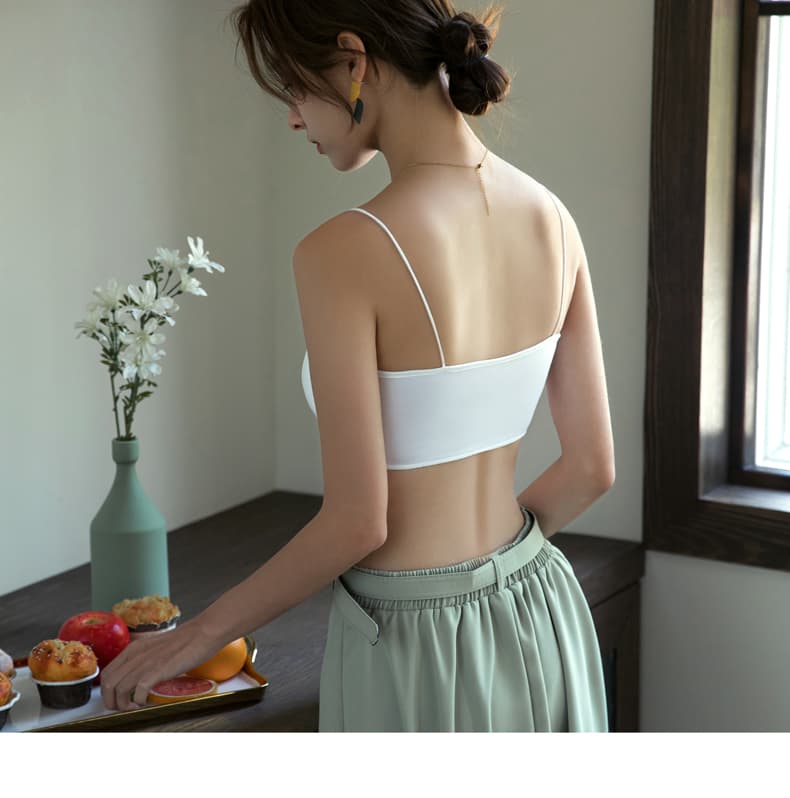 ブラトップ しなやかチューブブラトップ