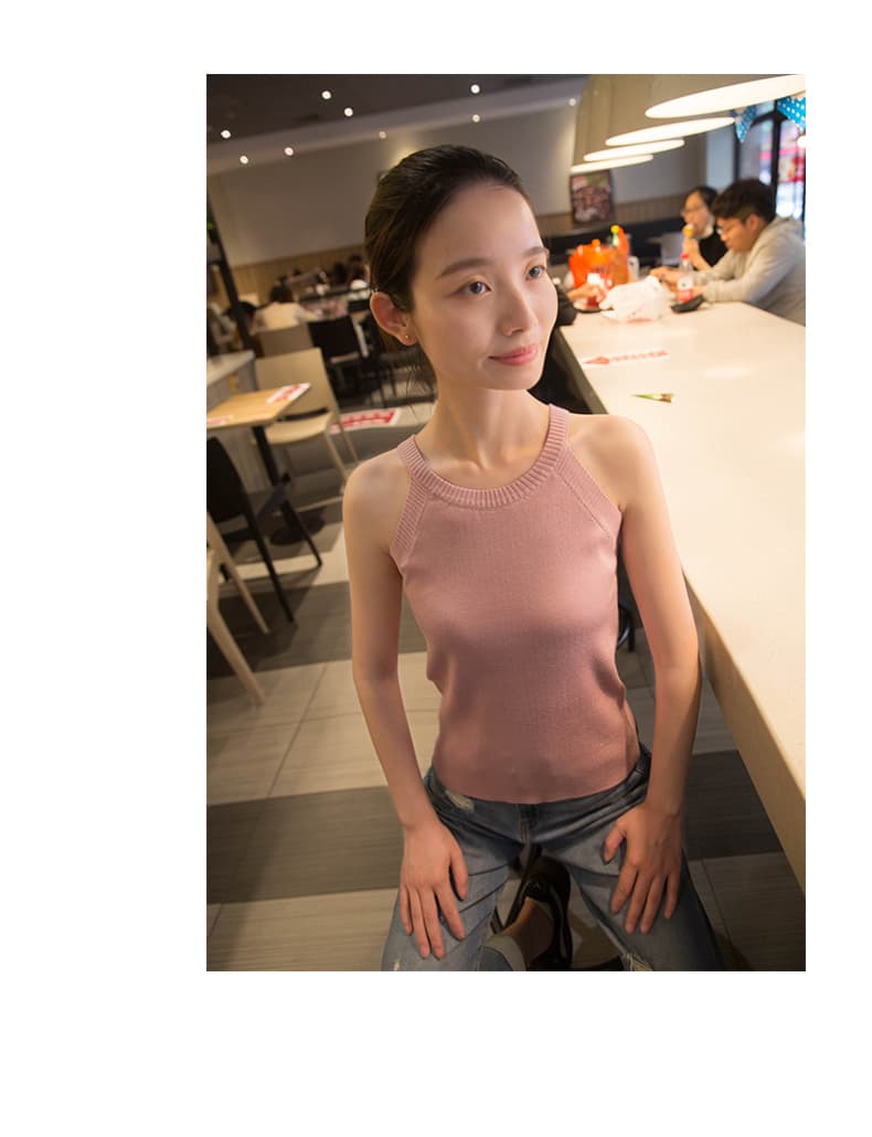 ブラトップ すっきり丸首 ノースリーブニットトップス